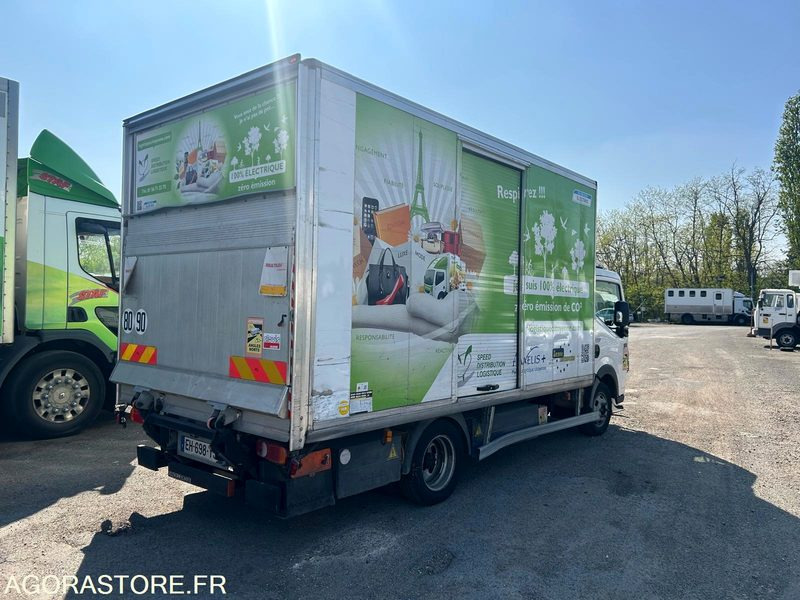 RENAULT maxity ZE electrique 20m3 hayon - 2016 / 68658 KM - Camião furgão, Camião eléctrico: foto 3 RENAULT maxity ZE electrique 20m3 hayon - 2016 / 68658 KM - Camião furgão, Camião eléctrico: foto 3