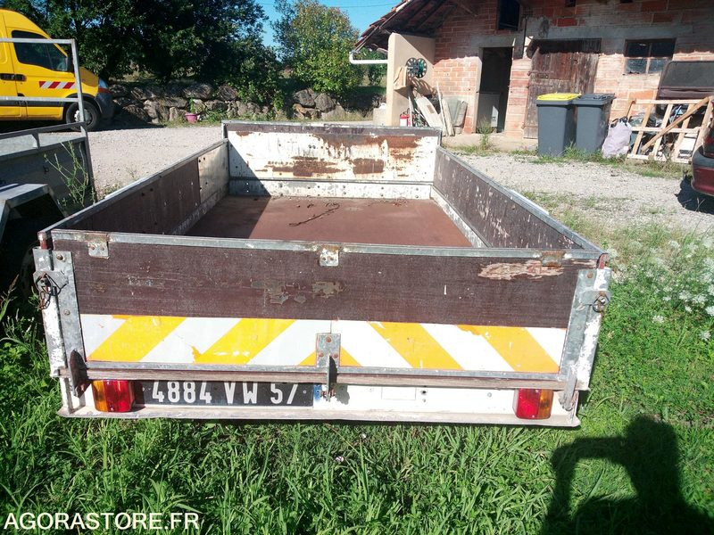 Remorque basculante UFAG - Semi-reboque plataforma/ Caixa aberta: foto 2 Remorque basculante UFAG - Semi-reboque plataforma/ Caixa aberta: foto 2