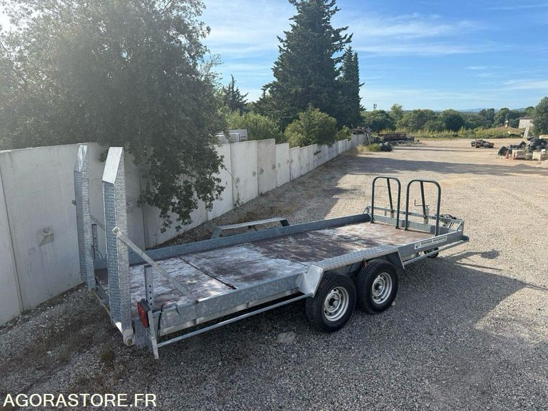 Remorque la mandrinoise - Reboque plataforma/ Caixa aberta: foto 1 Remorque la mandrinoise - Reboque plataforma/ Caixa aberta: foto 1