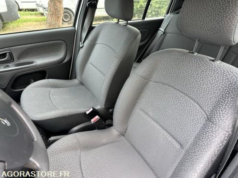 Automóvel Renault Clio - 488BPT57: foto 9