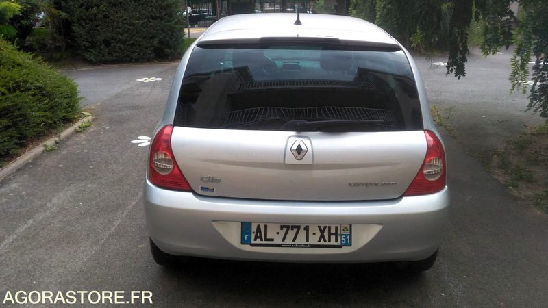 Renault Clio Campus 155254 kms 2010 - Automóvel: foto 3 Renault Clio Campus 155254 kms 2010 - Automóvel: foto 3
