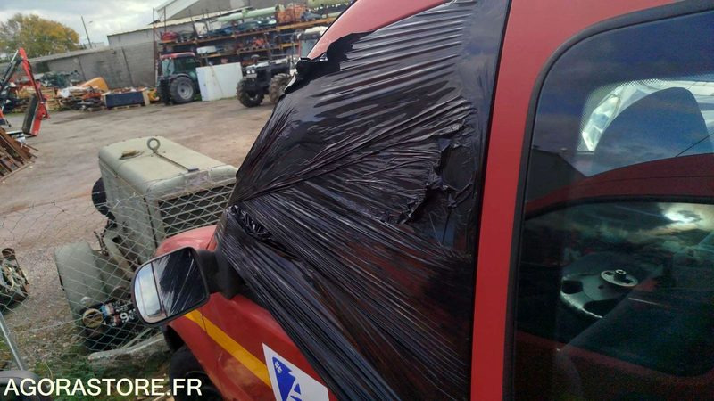 Renault Kangoo - 2000 - 2657PV11 - Furgão compacto: foto 4 Renault Kangoo - 2000 - 2657PV11 - Furgão compacto: foto 4