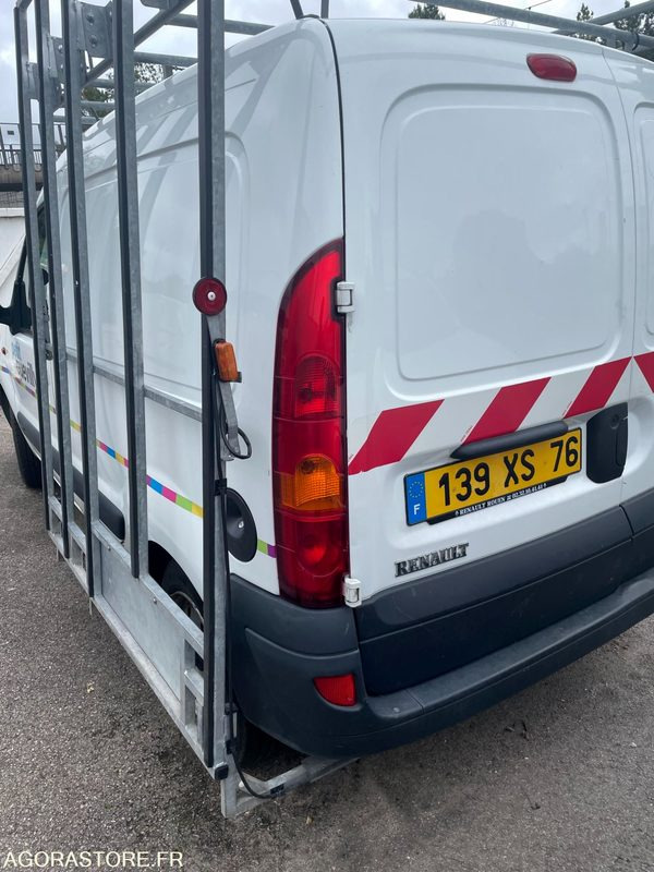 Renault Kangoo 2005 83211 kms - Furgão compacto: foto 3 Renault Kangoo 2005 83211 kms - Furgão compacto: foto 3