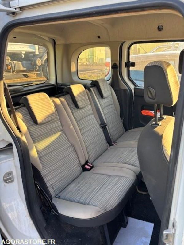 Renault Kangoo 5 places - Furgão compacto: foto 5 Renault Kangoo 5 places - Furgão compacto: foto 5