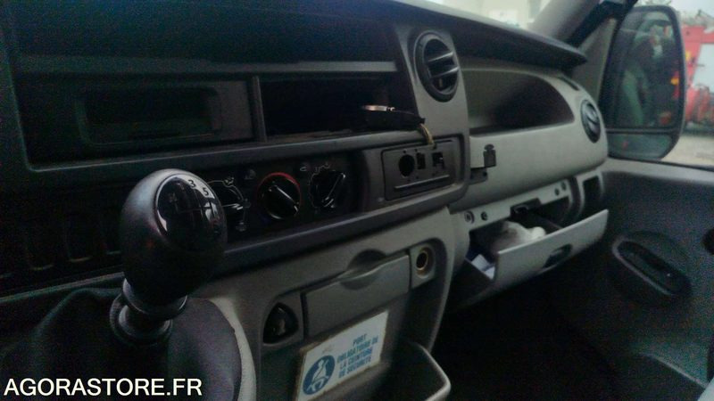 Renault Master - 2008 - Furgão: foto 4 Renault Master - 2008 - Furgão: foto 4