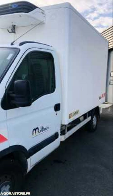 Renault Master Frigorifique 3T5 - 245575km - 2002 - Carrinha frigorífica: foto 5 Renault Master Frigorifique 3T5 - 245575km - 2002 - Carrinha frigorífica: foto 5