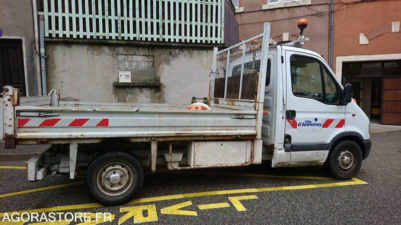 Renault Master plateau 2.2 L DCI 1998 192271 kms - 7003PG07 - Carrinha basculante: foto 1 Renault Master plateau 2.2 L DCI 1998 192271 kms - 7003PG07 - Carrinha basculante: foto 1