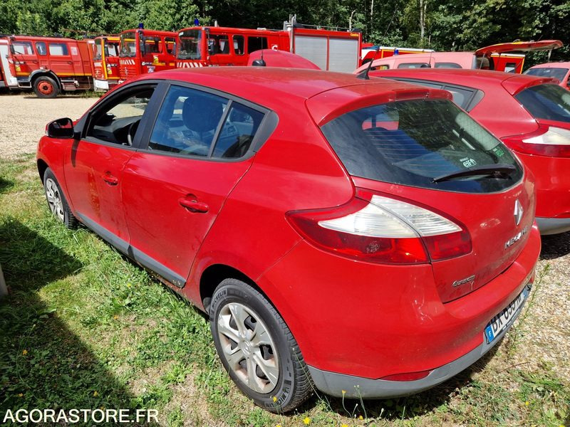 Renault Megane - 2011 - 189868 - BX635NP - Automóvel: foto 4 Renault Megane - 2011 - 189868 - BX635NP - Automóvel: foto 4