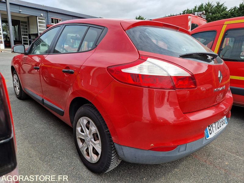Renault Megane - BY720GG - Automóvel: foto 4 Renault Megane - BY720GG - Automóvel: foto 4