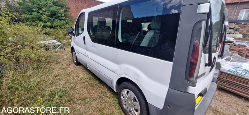 Renault Trafic 9 places 2003 106423KMS - Minibus, Furgão de passageiros: foto 5 Renault Trafic 9 places 2003 106423KMS - Minibus, Furgão de passageiros: foto 5