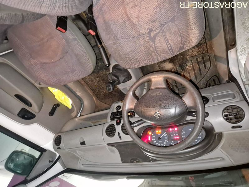 Renault kangoo - 2002 - 151776 - 415DJF91 - Furgão compacto: foto 5 Renault kangoo - 2002 - 151776 - 415DJF91 - Furgão compacto: foto 5