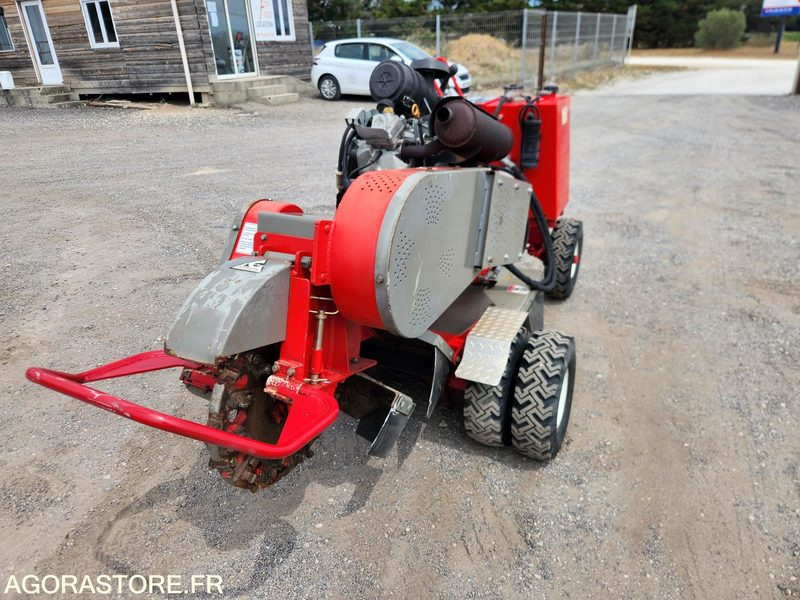 Rogneuse / Raboteuse de souches Carlton SP5014 – 2019 – 300 h - Triturador de tocos: foto 2 Rogneuse / Raboteuse de souches Carlton SP5014 – 2019 – 300 h - Triturador de tocos: foto 2