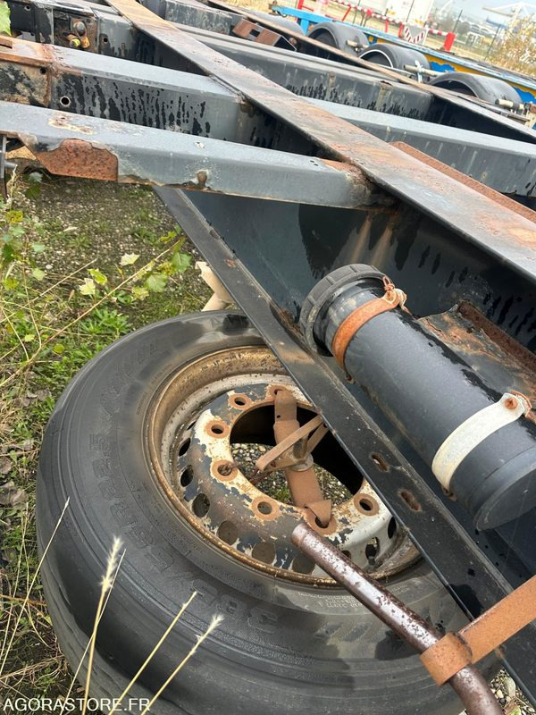 Semi-reboque Semi remorque: foto 20 Semi-reboque Semi remorque: foto 20