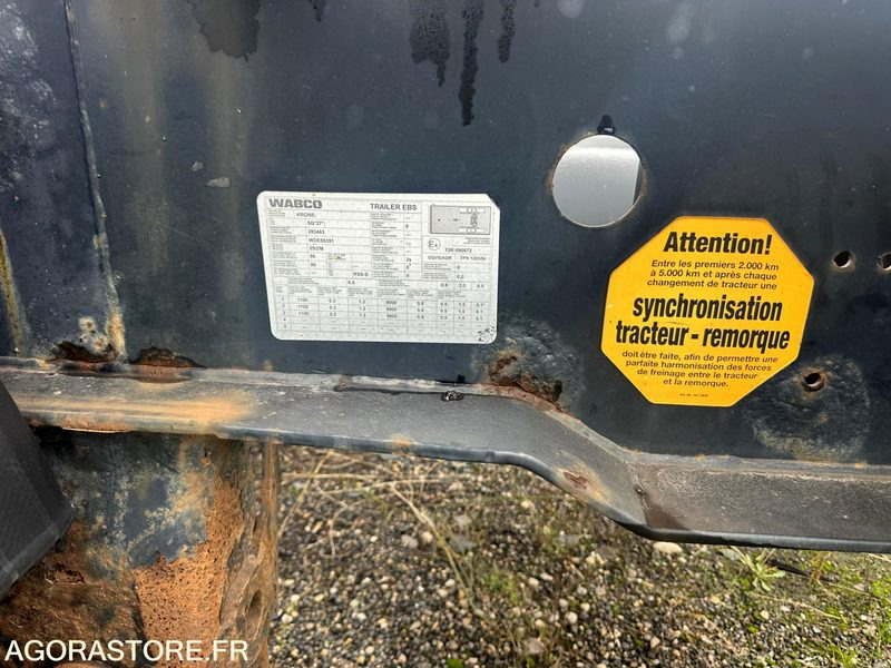 Semi-reboque Semi remorque: foto 23 Semi-reboque Semi remorque: foto 23