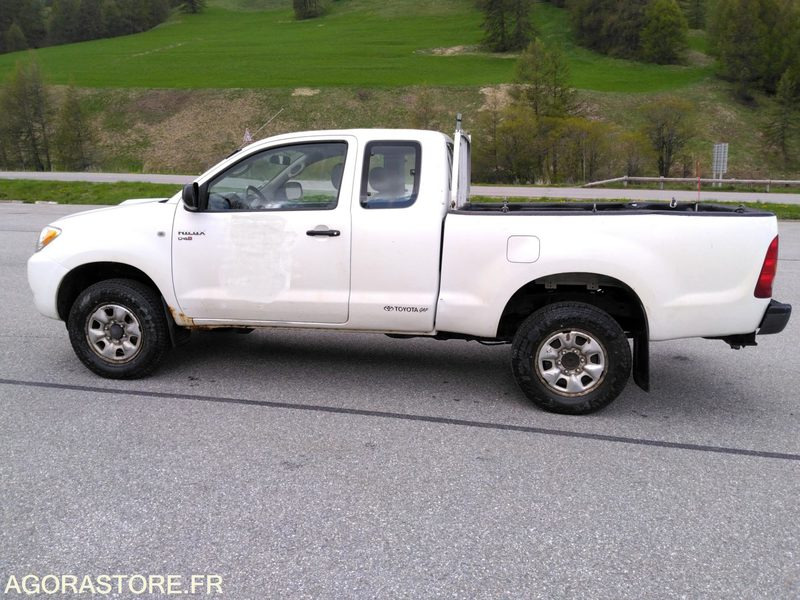 TOYOTA HILUX - Carrinha basculante: foto 4 TOYOTA HILUX - Carrinha basculante: foto 4