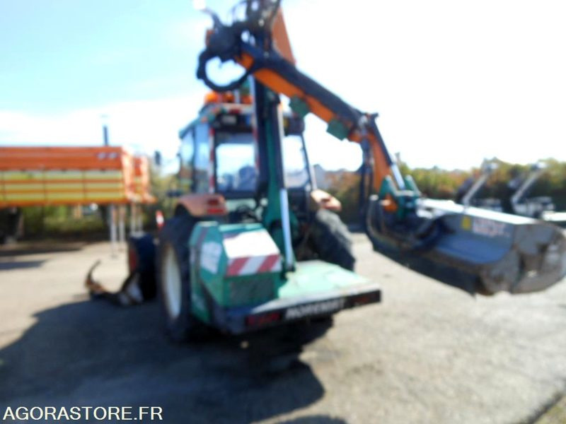 TRACTEUR AGRICOLE RENAULT ERGOS 446 (DD123) + DEBROUSSAILLEUSE 5M (MC123) - Trator: foto 4 TRACTEUR AGRICOLE RENAULT ERGOS 446 (DD123) + DEBROUSSAILLEUSE 5M (MC123) - Trator: foto 4