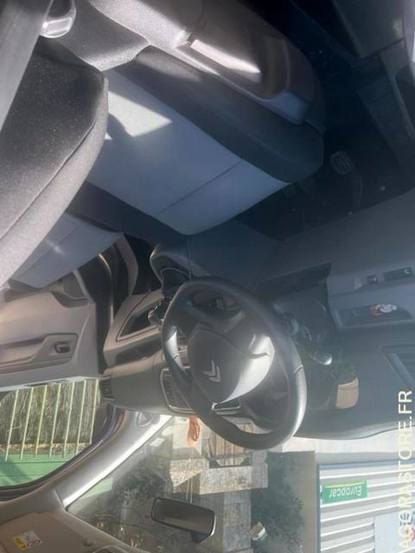 TTC / 0% TVA - MINIBUS CITROEN JUMPY SPACETOURER 1.5L BHDI - 4 portes - 2019 - Minibus, Furgão de passageiros: foto 4 TTC / 0% TVA - MINIBUS CITROEN JUMPY SPACETOURER 1.5L BHDI - 4 portes - 2019 - Minibus, Furgão de passageiros: foto 4