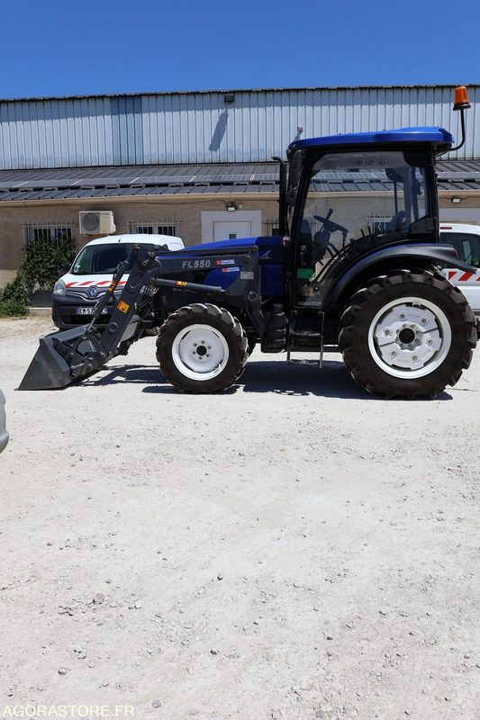 Tracteur Lovol M504 cabine avec équipements 111h 2023 - Trator: foto 2 Tracteur Lovol M504 cabine avec équipements 111h 2023 - Trator: foto 2