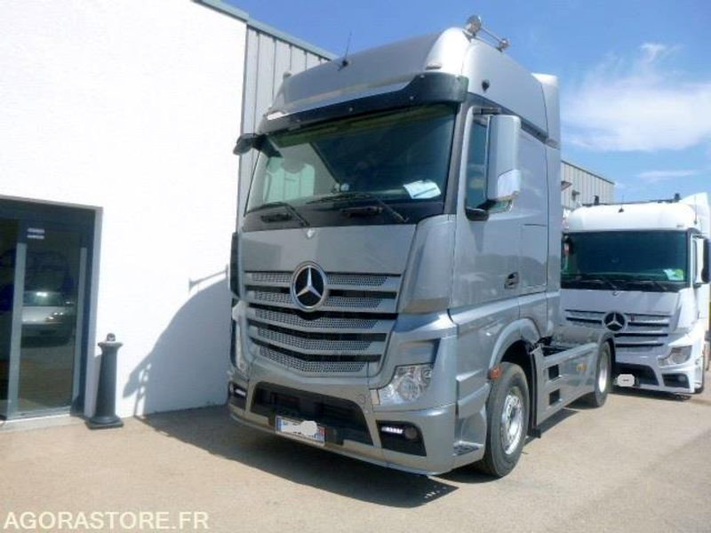 MERCEDES ACTROS 1845 GRANDE CABINE - 2012 - IMMATRICULATION SLOVENE - TB ETAT - Tractor: foto 1 MERCEDES ACTROS 1845 GRANDE CABINE - 2012 - IMMATRICULATION SLOVENE - TB ETAT - Tractor: foto 1