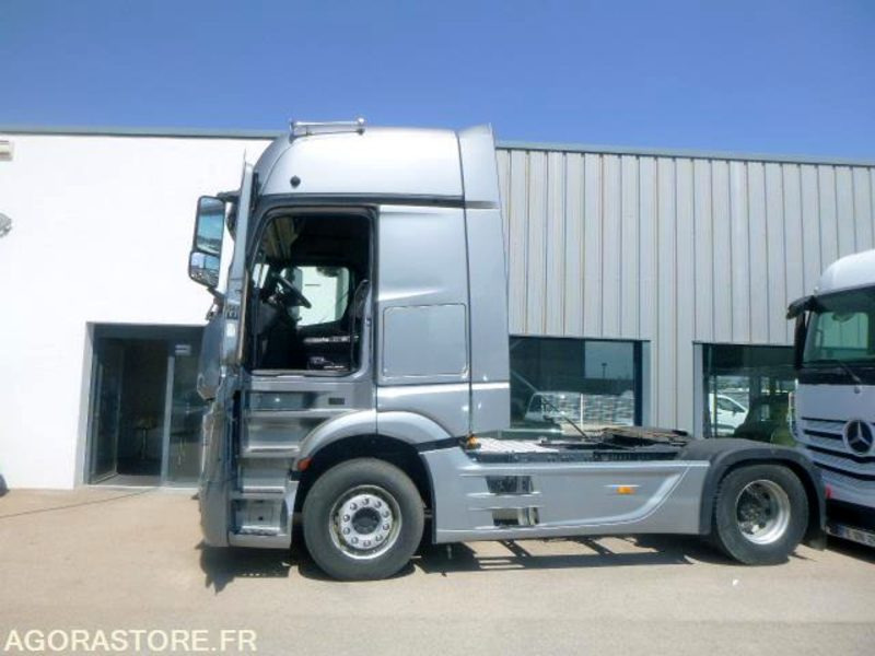 MERCEDES ACTROS 1845 GRANDE CABINE - 2012 - IMMATRICULATION SLOVENE - TB ETAT - Tractor: foto 2 MERCEDES ACTROS 1845 GRANDE CABINE - 2012 - IMMATRICULATION SLOVENE - TB ETAT - Tractor: foto 2