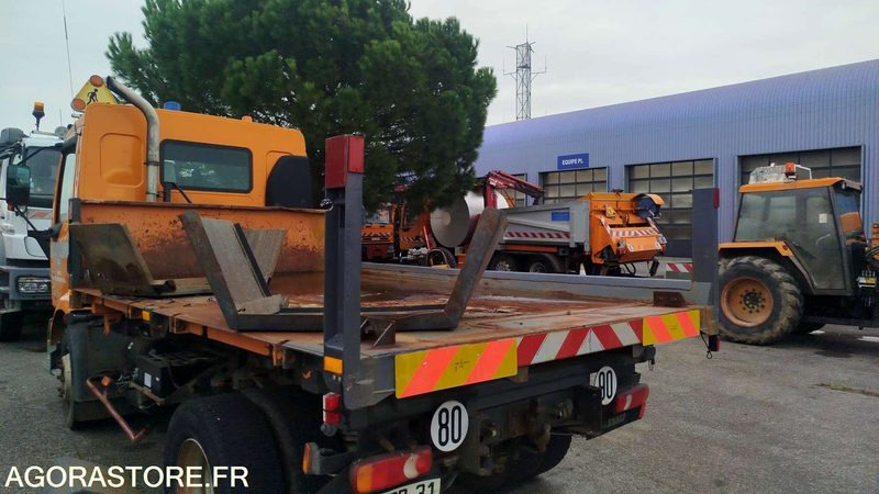 Renault Midlum 180 - 2001 - 227204km - 567APD31 - Tractor: foto 2 Renault Midlum 180 - 2001 - 227204km - 567APD31 - Tractor: foto 2