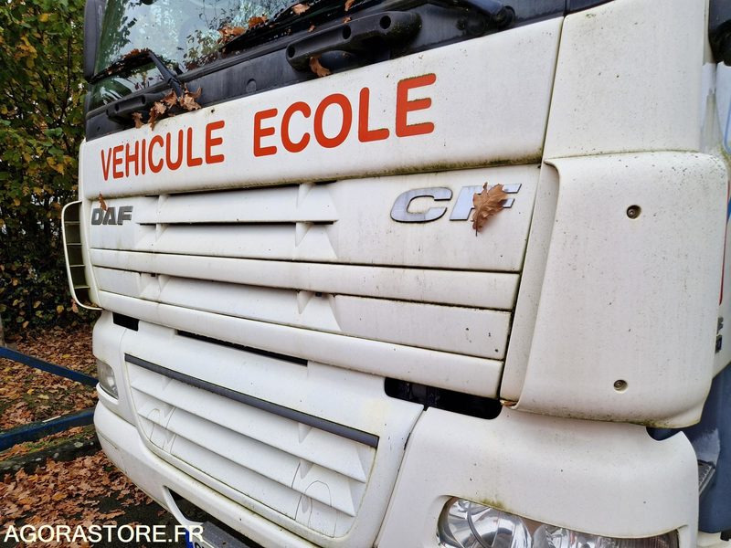 Tracteur DAF CF 85.360 - 2012 -193474 Kms -CN640HC - Tractor: foto 4 Tracteur DAF CF 85.360 - 2012 -193474 Kms -CN640HC - Tractor: foto 4