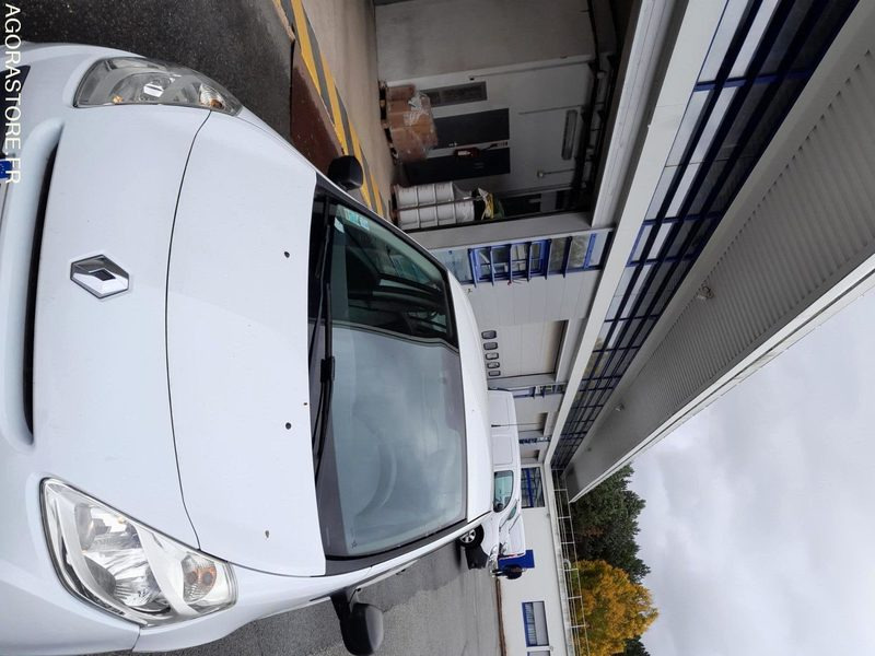 Très belle Renault Clio essence/GPL - Automóvel: foto 1 Très belle Renault Clio essence/GPL - Automóvel: foto 1