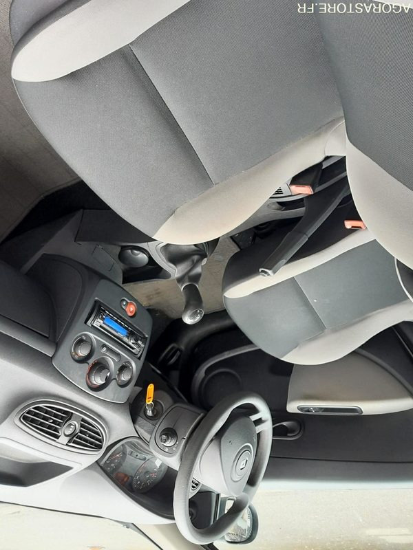 Très belle Renault Clio essence/GPL - Automóvel: foto 4 Très belle Renault Clio essence/GPL - Automóvel: foto 4