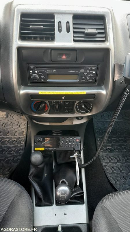 SUV VLHR010 - NISSAN TERRANO: foto 10