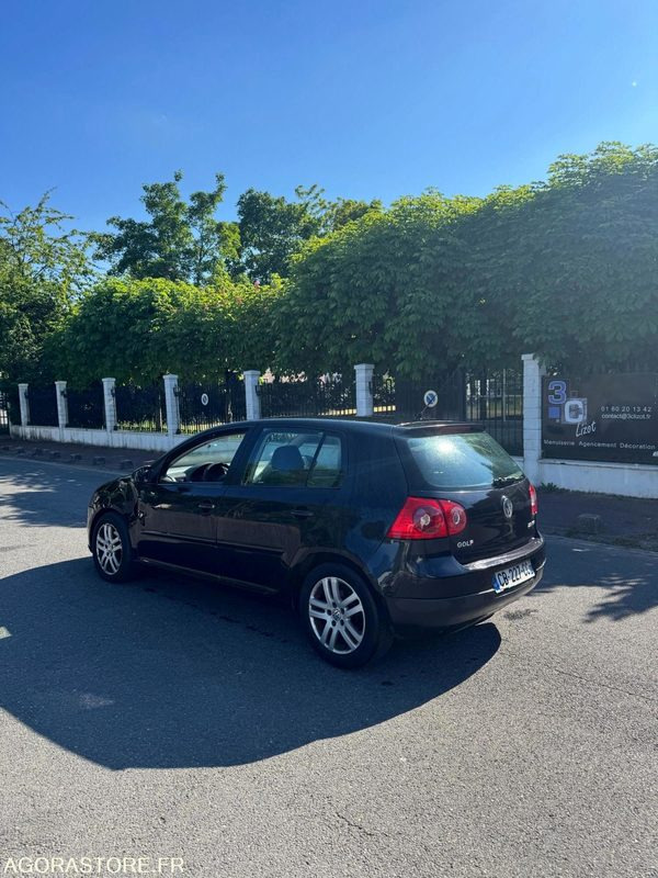 VOLKSWAGEN GOLF V 2.0 140 TDI - 210 000 KM - 2007 - Automóvel: foto 2 VOLKSWAGEN GOLF V 2.0 140 TDI - 210 000 KM - 2007 - Automóvel: foto 2