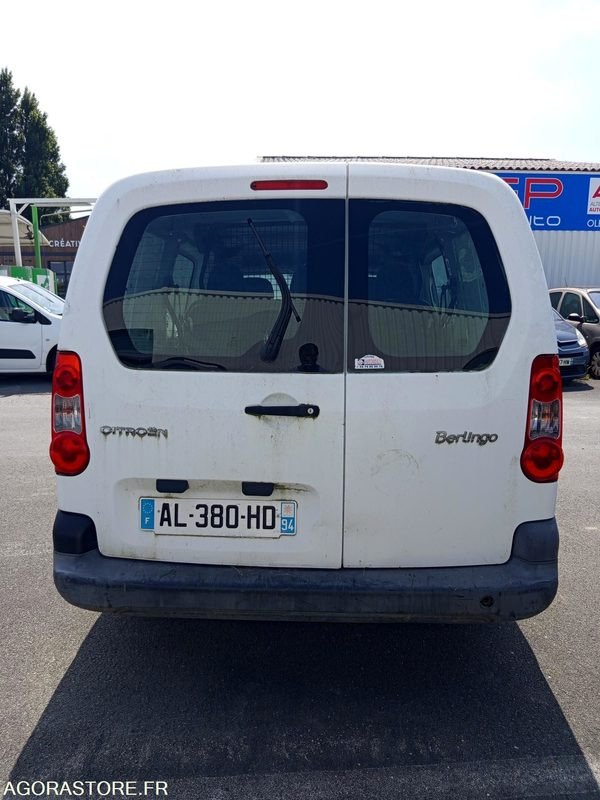 Véhicule utilitaire CITROËN Berlingo - Furgão compacto: foto 4 Véhicule utilitaire CITROËN Berlingo - Furgão compacto: foto 4
