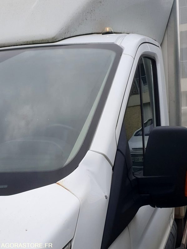 FORD TRANSIT AD BLUE 92178kms 2017 - Veículo comercial: foto 2 FORD TRANSIT AD BLUE 92178kms 2017 - Veículo comercial: foto 2