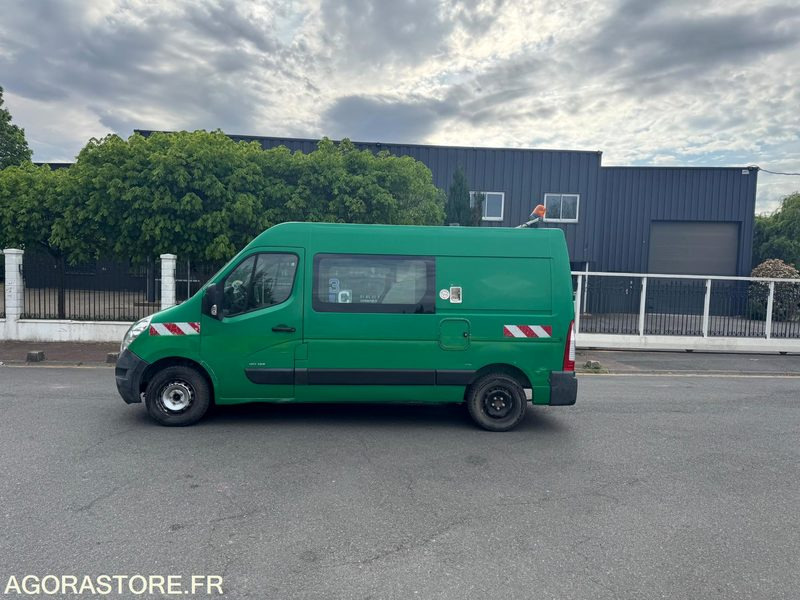 RENAULT MASTER 7 PLACES - 2011 - 151 000 KM - Veículo comercial: foto 2 RENAULT MASTER 7 PLACES - 2011 - 151 000 KM - Veículo comercial: foto 2