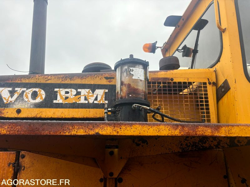 Chargeuse l120 - - Pá carregadora: foto 4 Chargeuse l120 - - Pá carregadora: foto 4