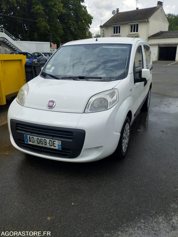Fiat FIORINO QUBO - Automóvel: foto 1 Fiat FIORINO QUBO - Automóvel: foto 1