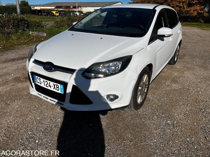 Ford focus 1lecoboost 2013 149000km - Carrinha: foto 2 Ford focus 1lecoboost 2013 149000km - Carrinha: foto 2