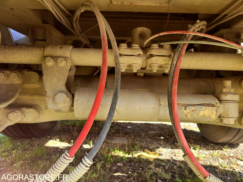 Remorque tp - Semi-reboque basculante: foto 5 Remorque tp - Semi-reboque basculante: foto 5