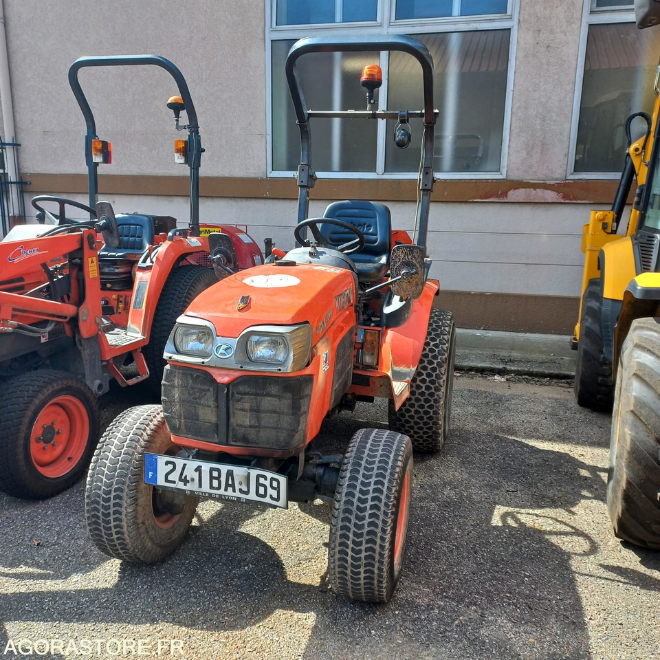 Tracteur  kubota B2530 - Trator: foto 1 Tracteur  kubota B2530 - Trator: foto 1