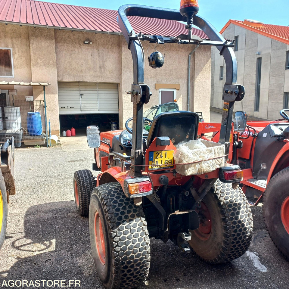 Tracteur  kubota B2530 - Trator: foto 3 Tracteur  kubota B2530 - Trator: foto 3