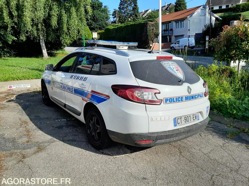 Véhicule - Automóvel: foto 1 Véhicule - Automóvel: foto 1