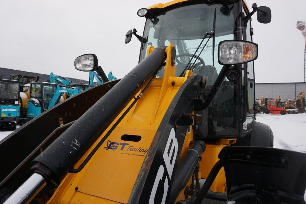 Pá carregadora de rodas JCB 409: foto 9