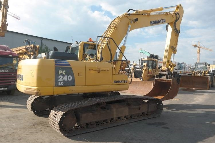 Komatsu PC240-8 - Escavadora de rastos: foto 2 Komatsu PC240-8 - Escavadora de rastos: foto 2