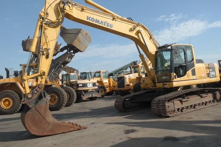 Komatsu PC240-8 - Escavadora de rastos: foto 1 Komatsu PC240-8 - Escavadora de rastos: foto 1
