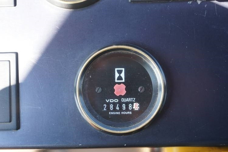 Pá carregadora de rodas Volvo 120: foto 15