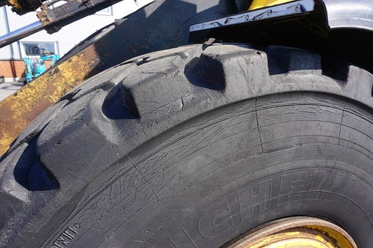 Pá carregadora de rodas Volvo 120: foto 10