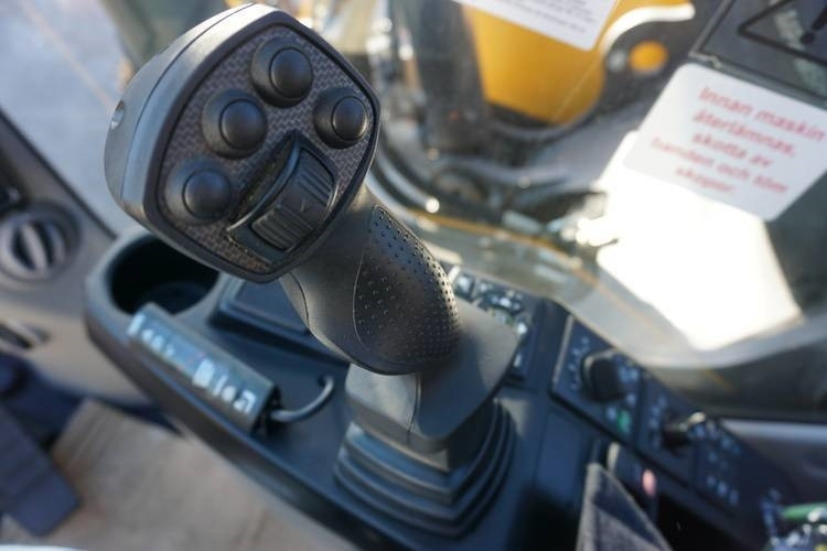 Escavadora de rastos Volvo EC 250 D N L: foto 10