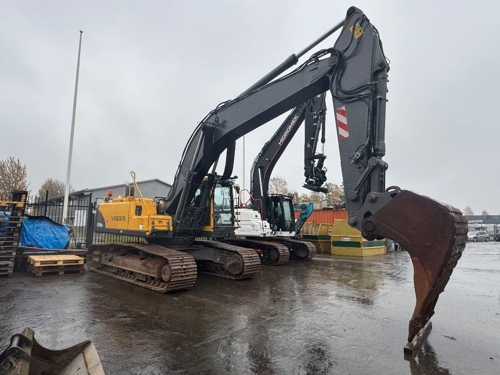 Escavadora de rastos Volvo EC 290 B N LC: foto 6