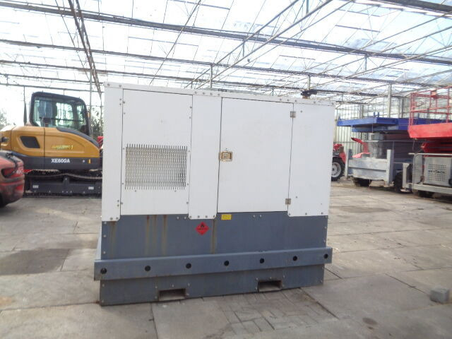 Diversen 30 KVA Aggreko 30 KVA - Gerador elétrico: foto 3 Diversen 30 KVA Aggreko 30 KVA - Gerador elétrico: foto 3