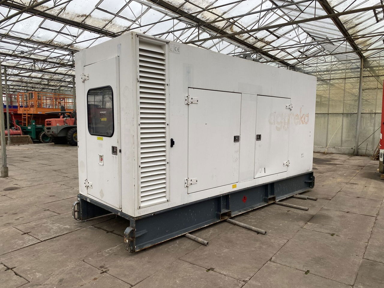 Diversen GHP /QSL9-G8 300 Kva Aggreko GHP /QSL9-G8 300 Kva - Gerador elétrico: foto 1 Diversen GHP /QSL9-G8 300 Kva Aggreko GHP /QSL9-G8 300 Kva - Gerador elétrico: foto 1