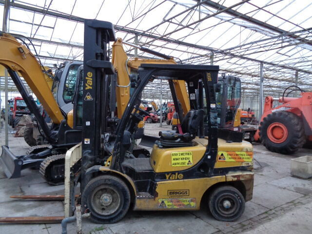 Yale GDP 35 VX - Empilhador: foto 1 Yale GDP 35 VX - Empilhador: foto 1